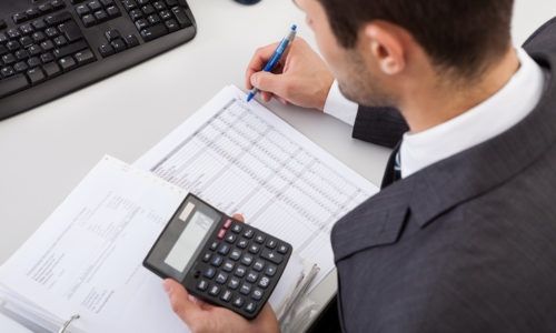 otpusknie-viplachivayutsya-za-3-dnya-kalendarnih-ili-rabochih-im-1